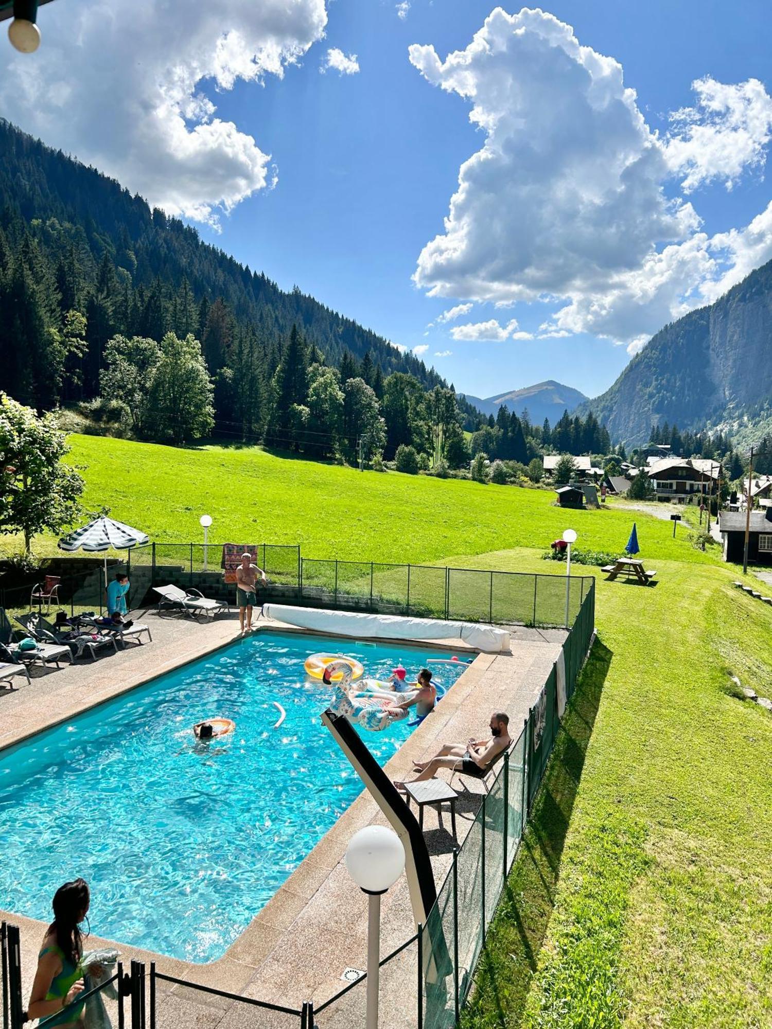 Hameau Des Prodains - Hotel Морзин Екстериор снимка