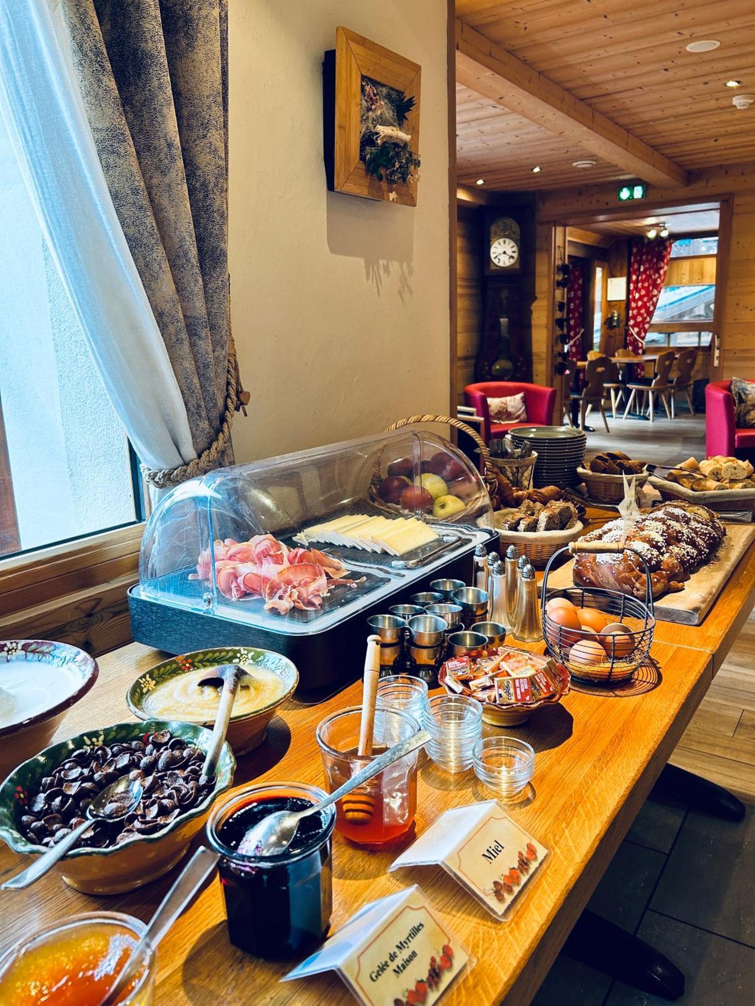 Hameau Des Prodains - Hotel Морзин Екстериор снимка